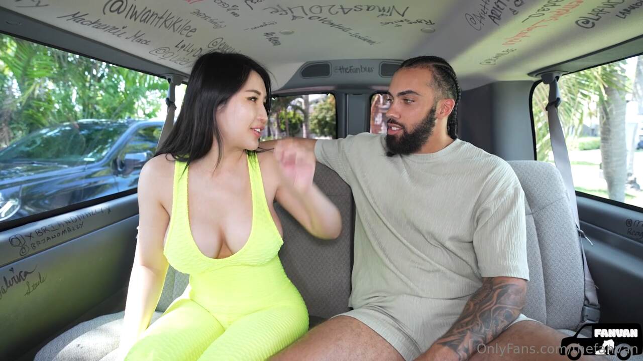 Fan Bus – Suki Sin Porn Video Leaked