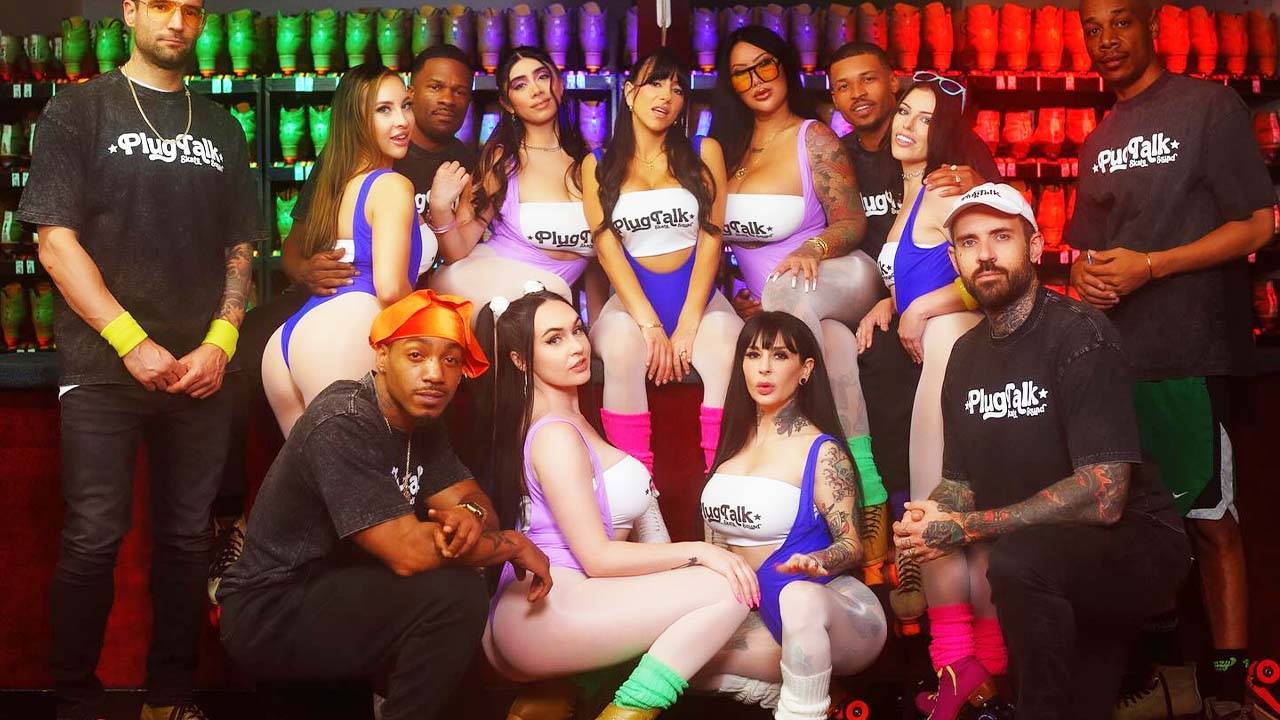 Lena The Plug, Adriana Chechik, Violet Myers, Connie Perignon, Melissa Stratton, Joanna Angel & Emily Norman – 90’s Roller Rink ORGY GroupSex