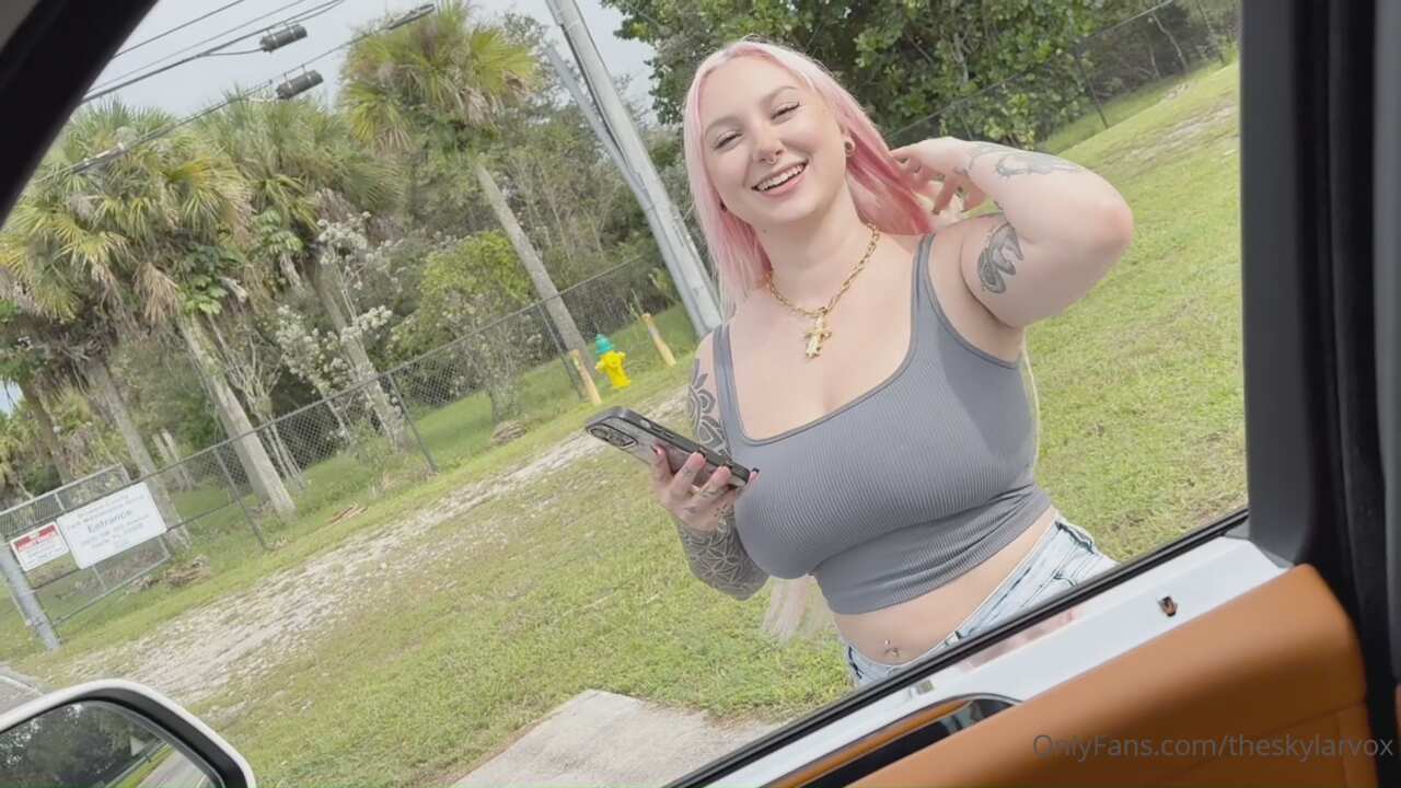 Skylar Vox – Car Sex Tape Video Leaked