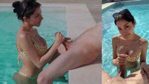 Ruth Lee – Hot Summer Swimming Pool Sloppy BJ Video Leaked